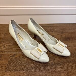 Vintage Bally made in Switzerland pumps size 7N